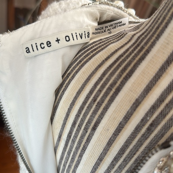 Alice and Olivia Coley Embellished Tweed Mini dress size 10 - Picture 8 of 9
